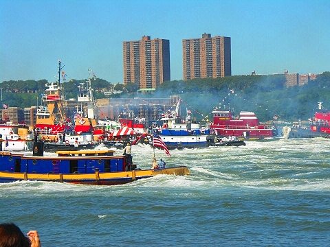 NY-Hudson_River-Tug_Boat_Race-Labor_Day-13.JPG
