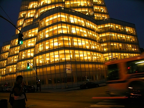 NY_IAC_Headquarters-555_W18th-08.JPG