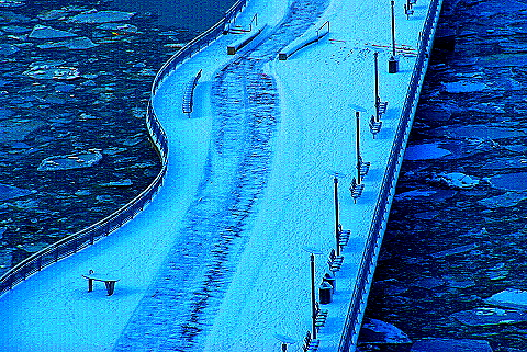 NY-Ice_on_the_Hudson_River-14.JPG