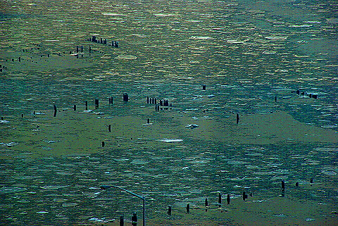 NY-Ice_on_the_Hudson_River-15.JPG
