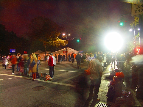 NY-ING_New_York_City_Marathon-late_finishers-09.JPG