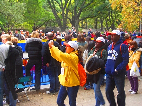 NY-ING_NYC_Marathon_Finish_Line-34.JPG
