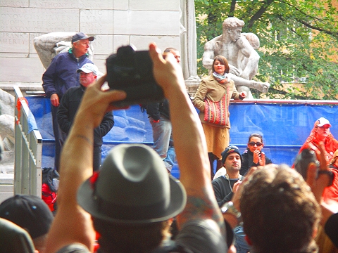 NY-ING_NYC_Marathon_Finish_Line-45.JPG