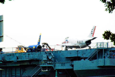 NY-Intrepid-Sea-Air-Space_Museum-01.JPG