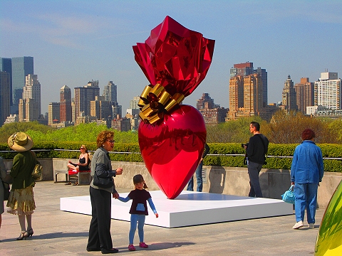 NY-Jeff_Koons_on_the_Roof-Metropolitan_Museum_of_Art-22.JPG