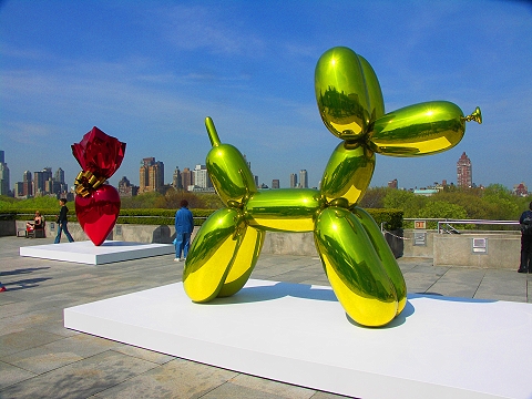 NY-Jeff_Koons_on_the_Roof-Metropolitan_Museum_of_Art-23.JPG