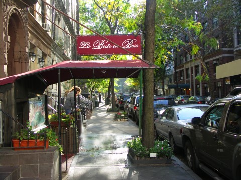 NY-La_Boite_en_Bois-columbus_avenue_between_70th_and_80th-02.jpg