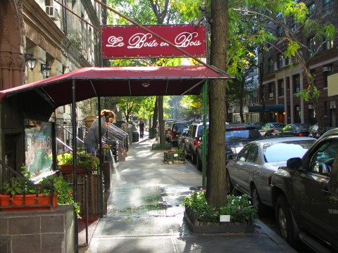 NY-La_Boite_en_Bois-columbus_avenue_between_70th_and_80th-03.jpg