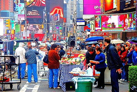 NY-Lawn_Chairs_of_Time_Square-06.JPG
