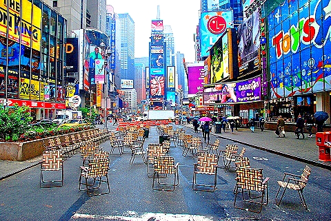 NY-Lawn_Chairs_of_Time_Square-08.JPG