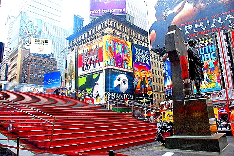 NY-Lawn_Chairs_of_Time_Square-15.JPG