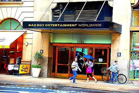 NY-Lawn_Chairs_of_Time_Square-30-Bad_Boy_Entertainment.JPG