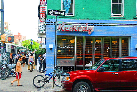 NY-LES-People_Watching-Lower_Eastside-11.JPG