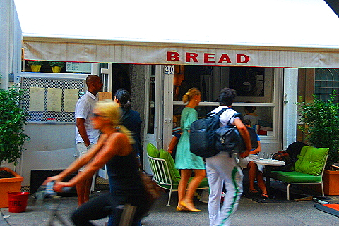 NY-LES-People_Watching-Lower_Eastside-34.JPG