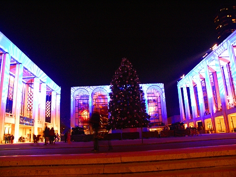 NY-Lincoln_Center_Christmas_Lights-16.JPG