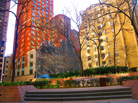 NY-Lincoln_Plaza_Cinemas-1.JPG