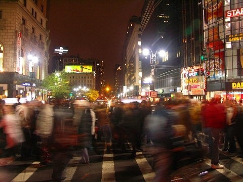 NY-Macys_Christmas_Lighting_Of_Herald_Square-2007-02.JPG