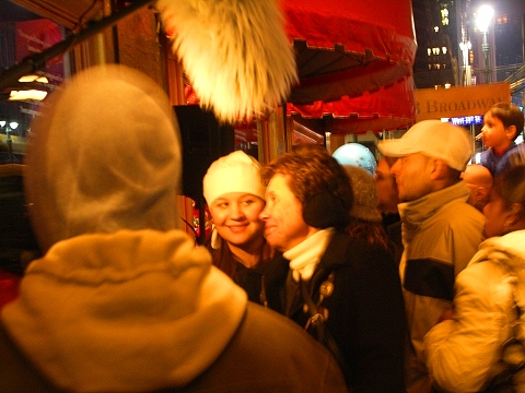 NY-Macys_Christmas_Lighting_Of_Herald_Square-2007-10.JPG
