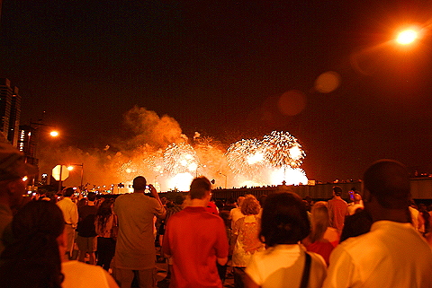NY-Macys_Fireworks_July_4th_Hudson_River-19.JPG