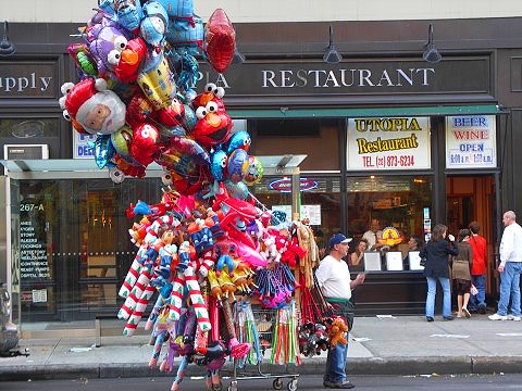 NY-Macys_Thanksgiving_Day_Parade-2007-01.JPG