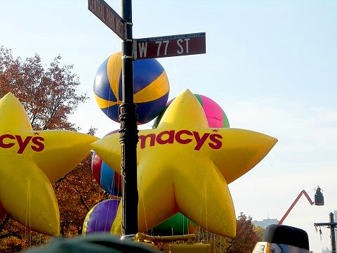 NY-Macys_Thanksgiving_Day_Parade-2007-37.JPG