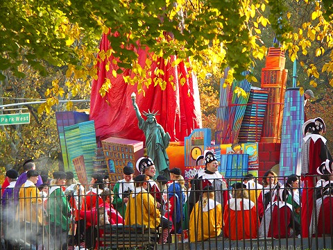 NY-Macys_Thanksgiving_Day_Parade-2007-76.JPG
