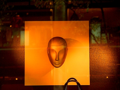 NY-Madison_Avenue-Upper_Eastside-Christmas_Windows-Yves_Saint_Laurent-01.jpg
