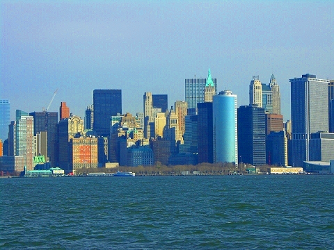 NY-Manhattan_Southern_Tip_from_Circle_Line-3.JPG