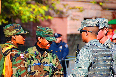 NY-Marathon_Finishers_Area-Cenral_Park_West-2008-10.JPG