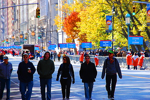 NY-Marathon_Finishers_Area-Cenral_Park_West-2008-19.JPG