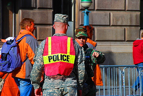 NY-Marathon_Finishers_Area-Cenral_Park_West-2008-22.JPG