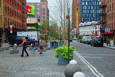 NY-Meat_Market-People_Watching- (11).JPG