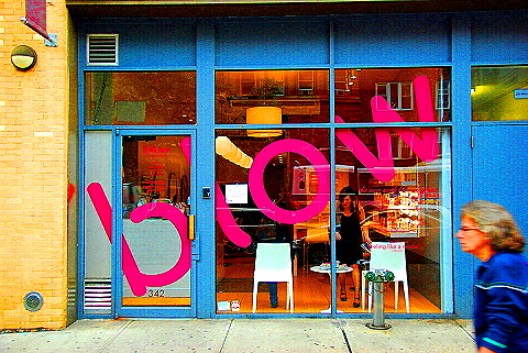 NY-MeatPacking_District-Blow-Storefronts-1.JPG