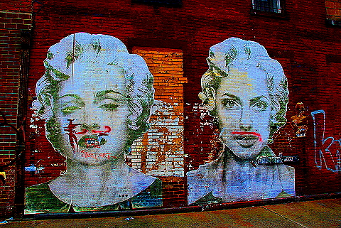 NY-MeatPacking_District-Graffiti-Street_Art-Storefronts-03.JPG