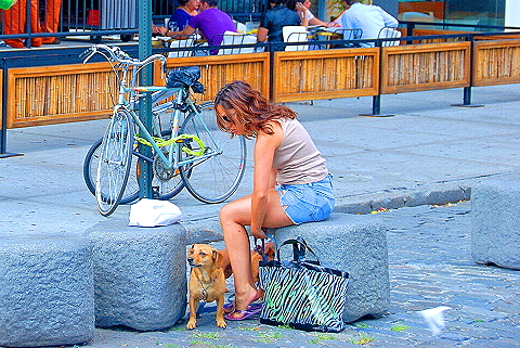 NY-Meatpacking_District-People_Watching-03.JPG