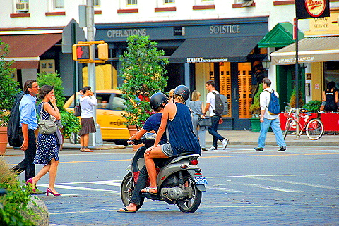 NY-Meatpacking_District-People_Watching-14.JPG