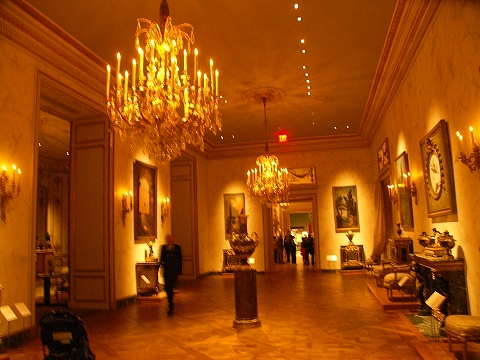 NY-Metropolitan_Museum_of_Art-Interior_Decoration-01.JPG