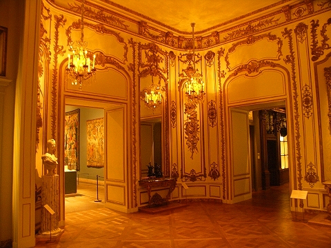 NY-Metropolitan_Museum_of_Art-Interior_Decoration-04.JPG