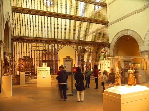 NY-Metropolitan_Museum_of_Art-Interior_Decoration-08.JPG