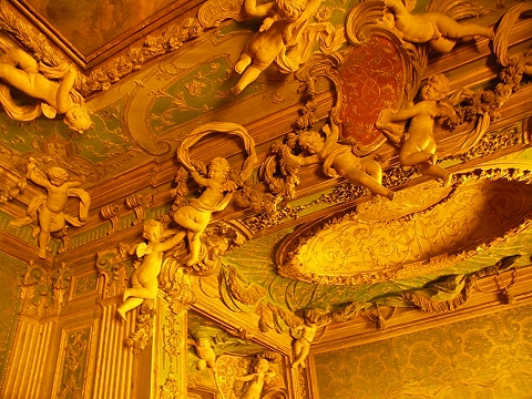 NY-Metropolitan_Museum_of_Art-Interior_Decoration-13.JPG