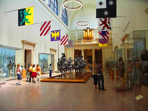 NY-Metropolitan_Museum_of_Art-Interior_Decoration-16.JPG