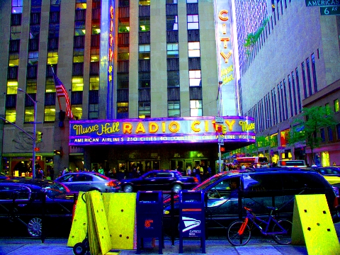 NY-Midtown-Radio_City_and_Avenue_of The Americas-05.jpg