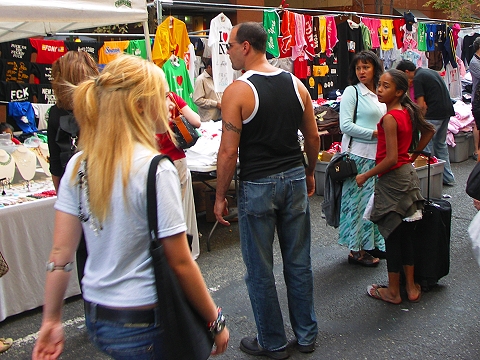 NY-Midtown_Street_Fair-52nd_Street-04.JPG