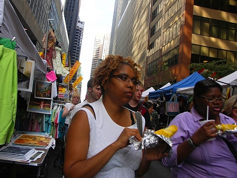 NY-Midtown_Street_Fair-52nd_Street-07.JPG