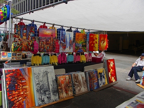 NY-Midtown_Street_Fair-52nd_Street-12.JPG