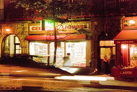 NY-Moon_over_Columbus_Avenue13.jpg