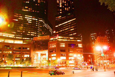 NY-Museum_of_Art_and_Design-Columbus_Circle-05.JPG