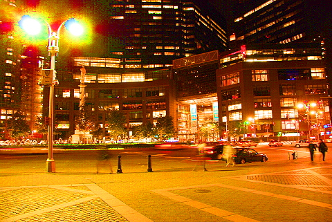 NY-Museum_of_Art_and_Design-Columbus_Circle-07.JPG