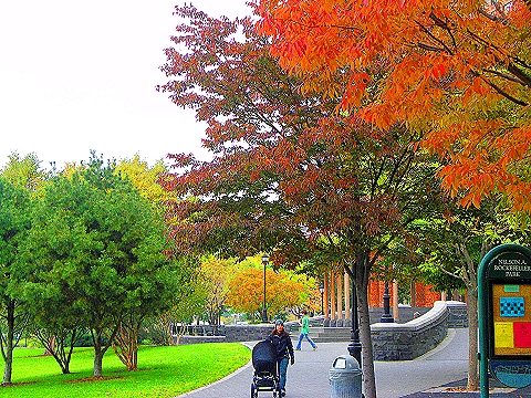NY-Nelson_Rockelfeller_Park_Battery_Park_City-07.JPG