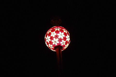 NY-New_Years_Eve_Crystal_Ball-2.JPG